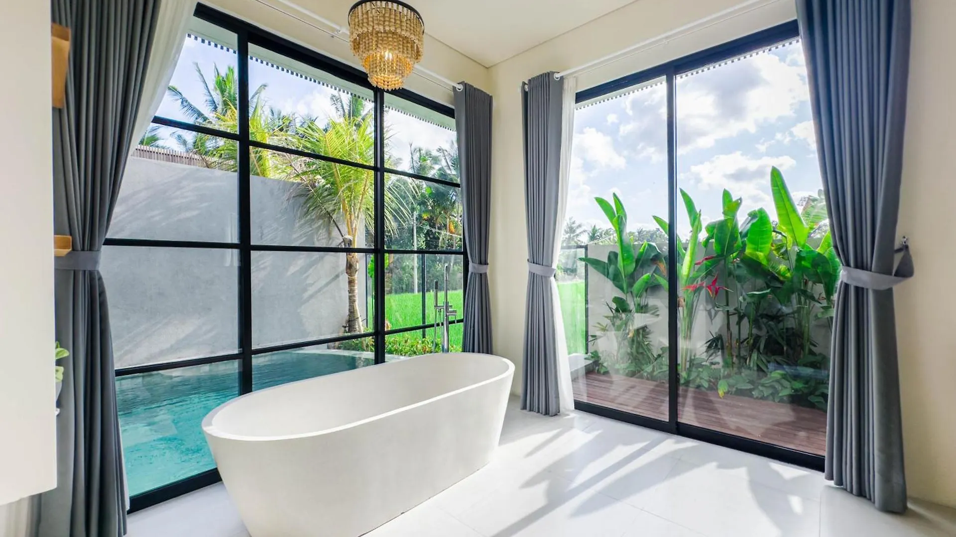 Nasha Stana - Ricefields View Villa Ubud