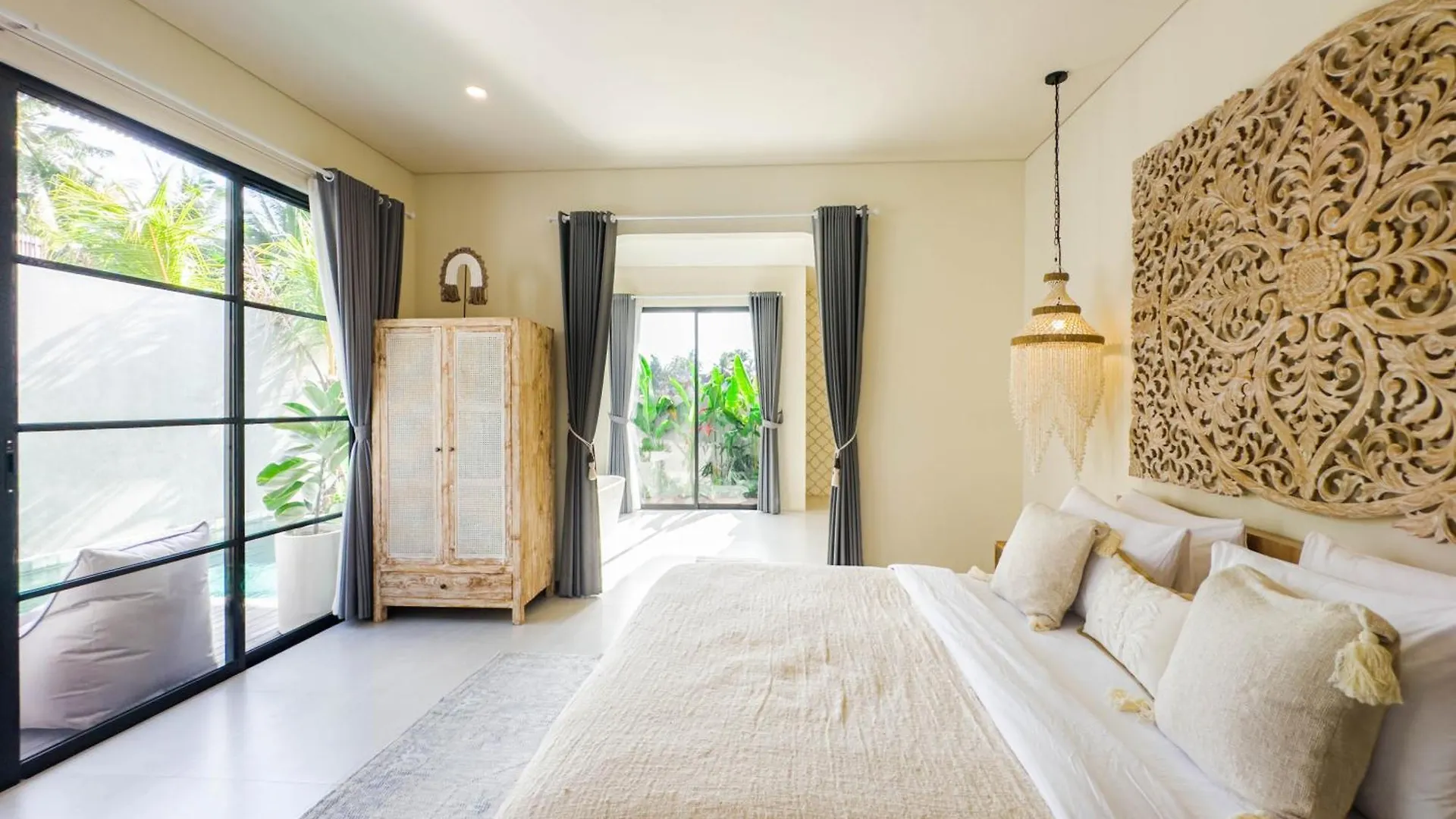 Nasha Stana - Ricefields View Villa Ubud  Indonesia